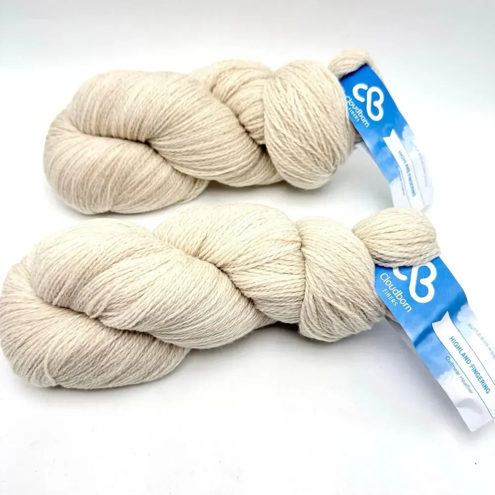 Cloudborn Highland Fingering Wool Yarn Oatmeal Lot of 2 Hanks Skeins 100g Peru